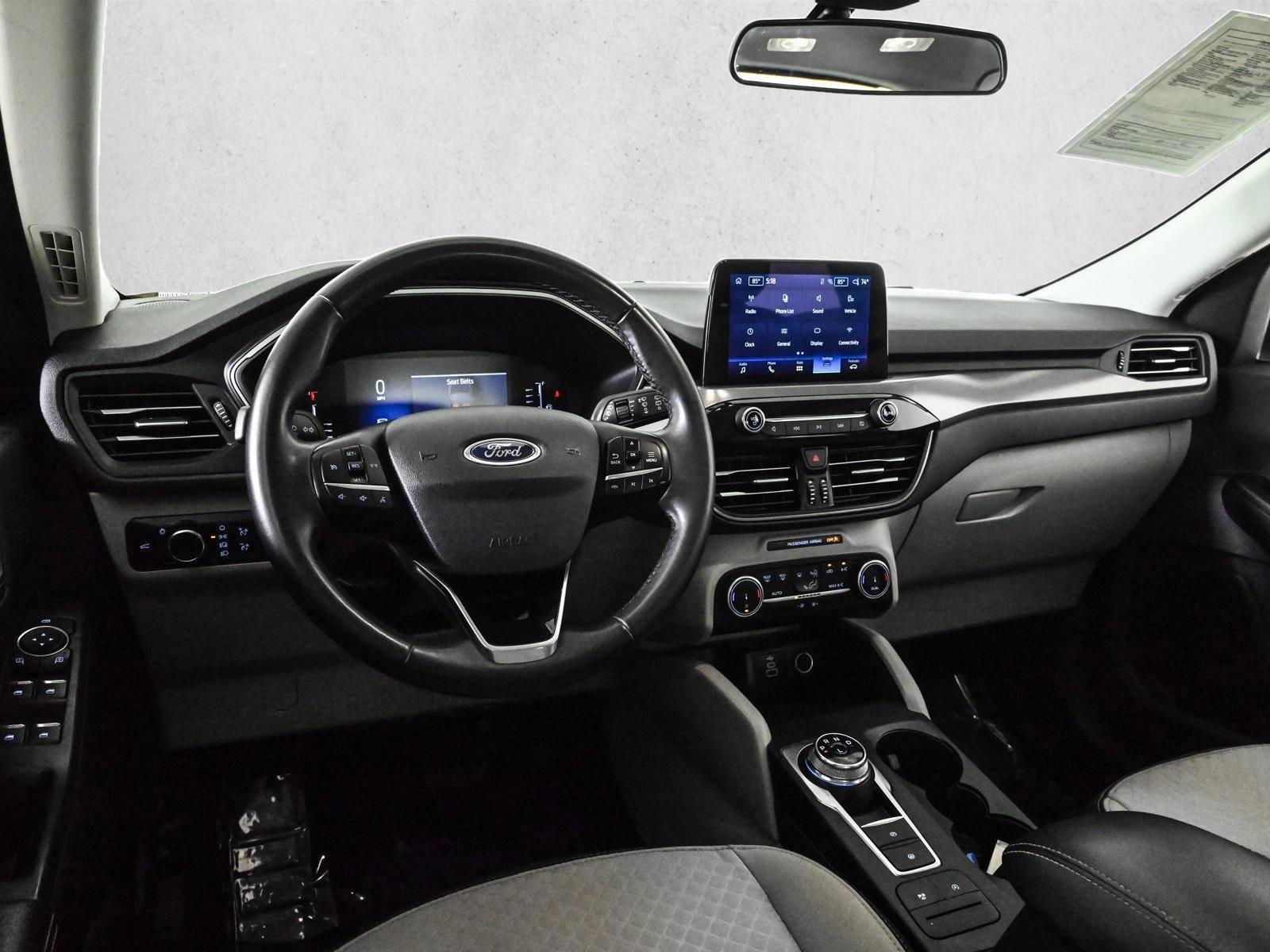 Thumbnail: 2024 Ford Escape - 3