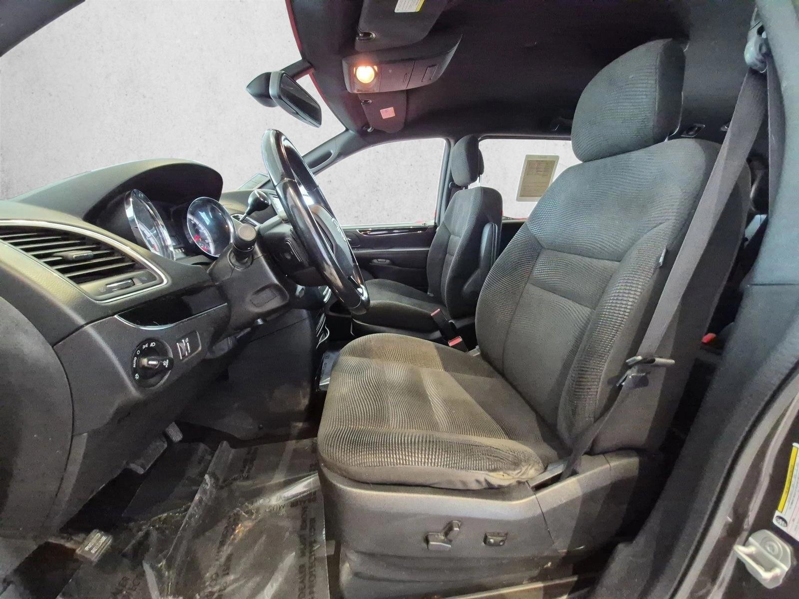 2020 Dodge Grand Caravan SE Plus - Photo 14