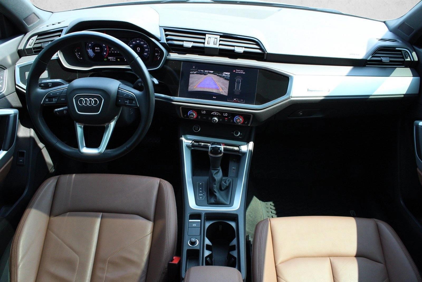 Thumbnail: 2021 Audi Q3 - 4