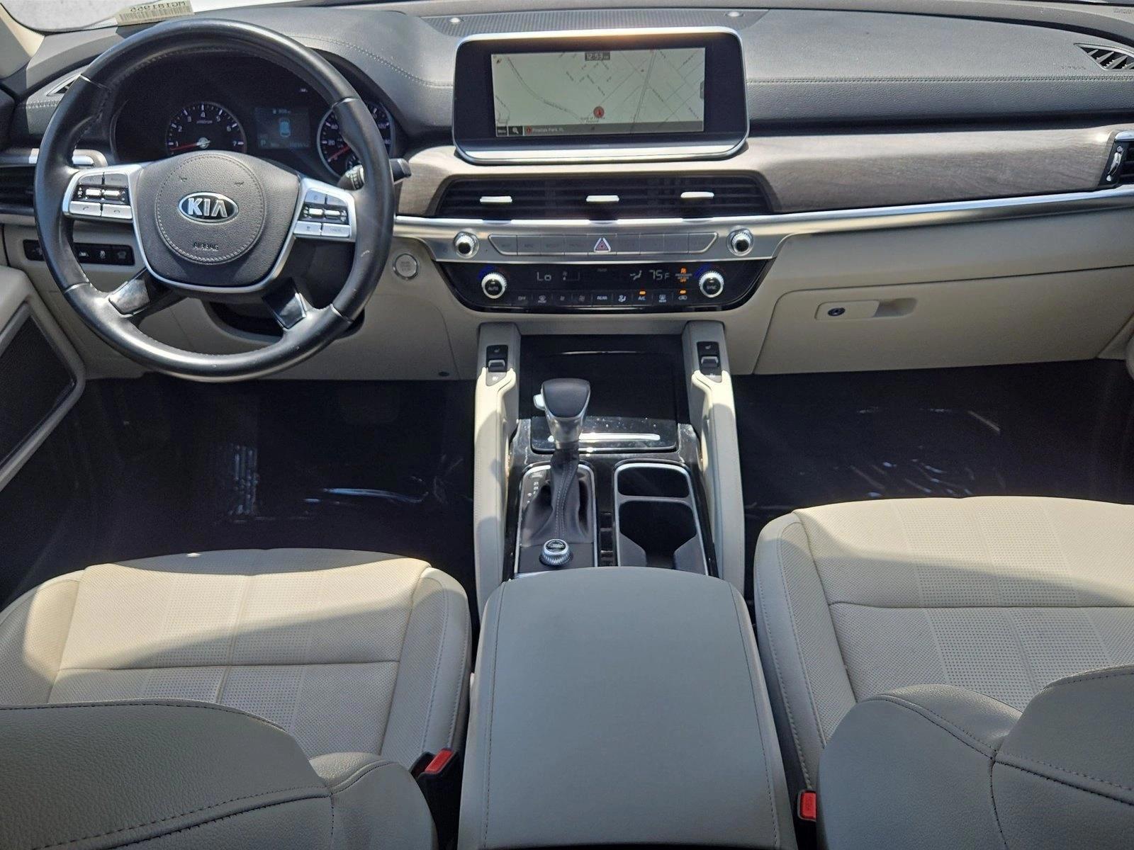 Thumbnail: 2021 Kia Telluride - 3
