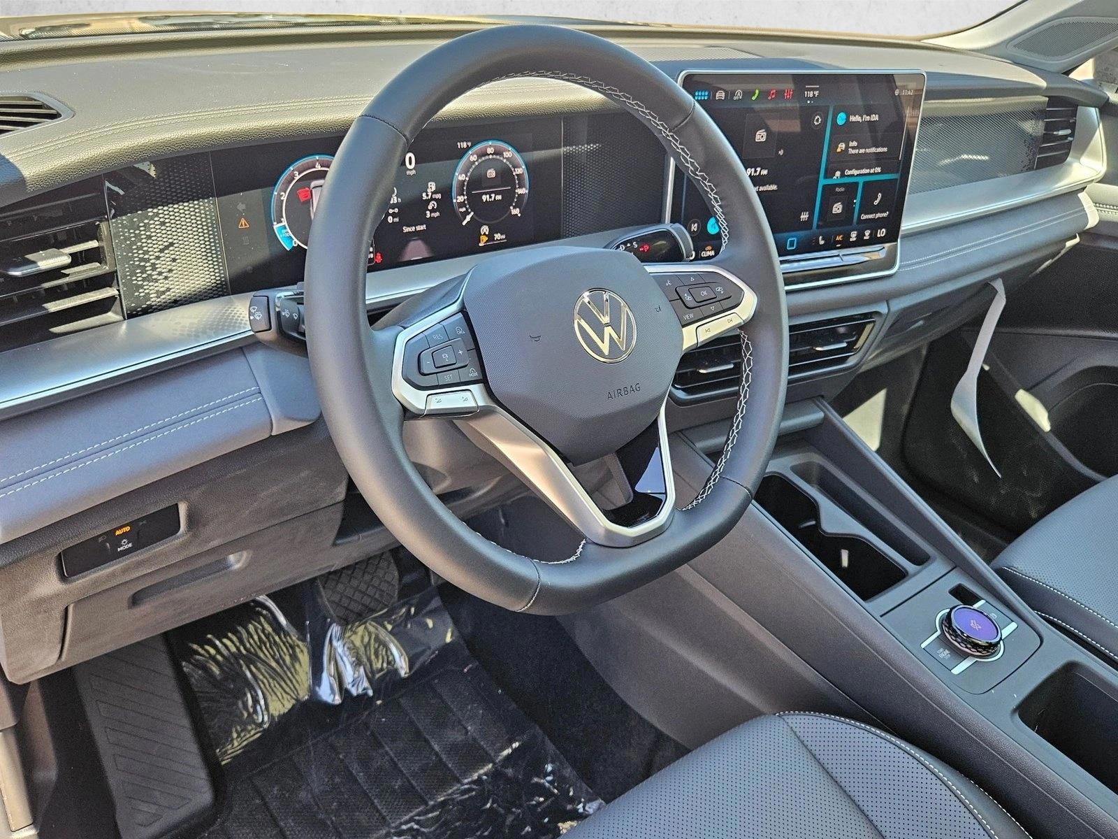 Thumbnail: 2026 Volkswagen Tiguan - 3