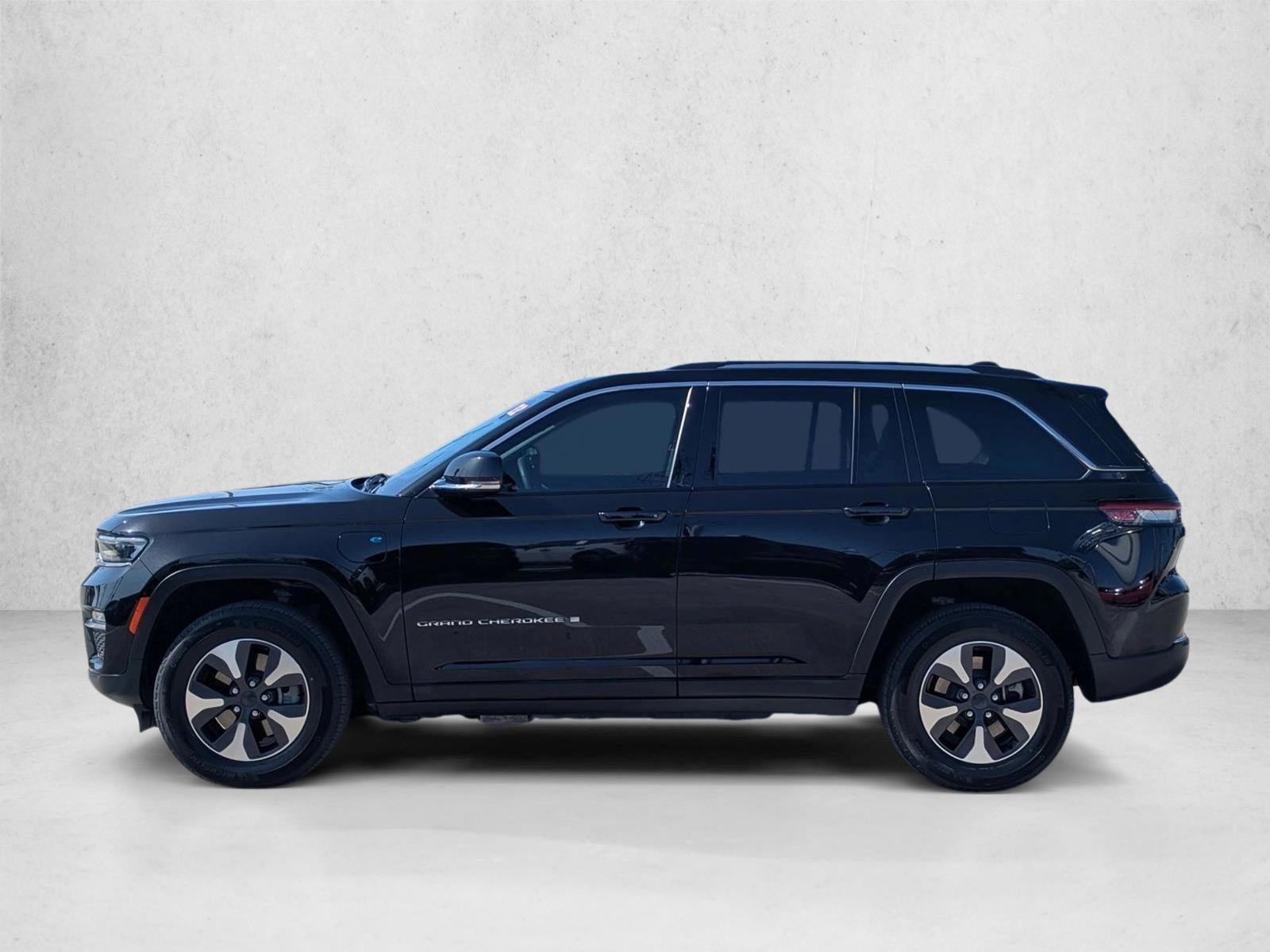 Thumbnail: 2022 Jeep Grand Cherokee - 2