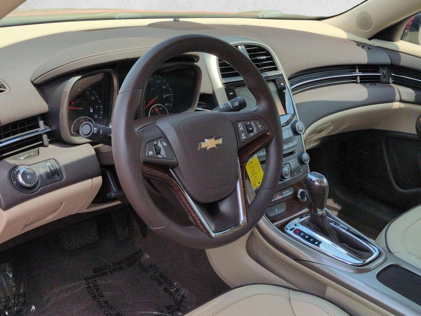 Thumbnail: 2013 Chevrolet Malibu - 3