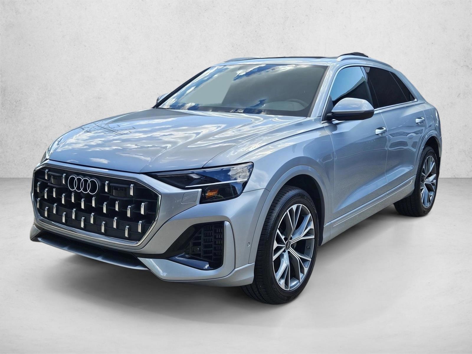 Thumbnail: 2025 Audi Q8 - 1