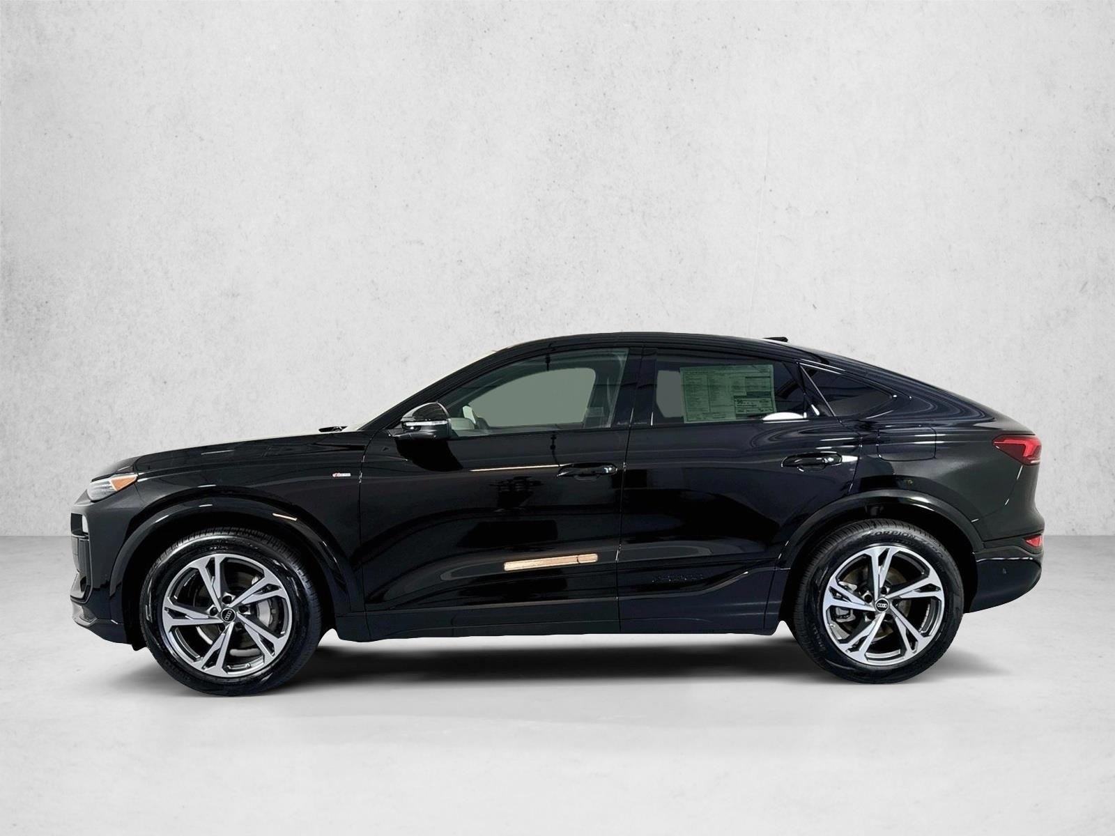 Thumbnail: 2027 Audi Q6 e-tron - 2