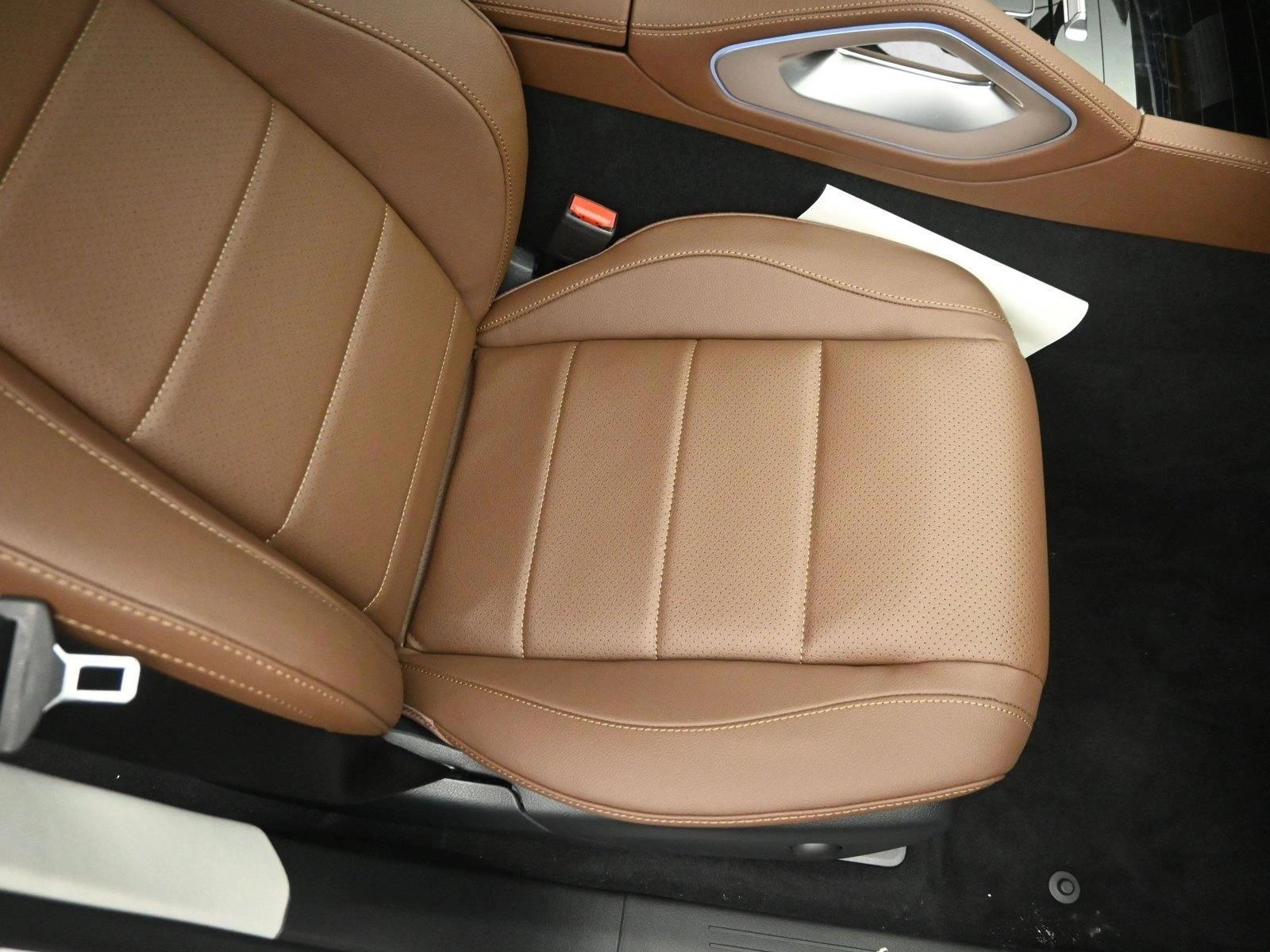 Thumbnail: 2026 Mercedes-Benz GLE - 5
