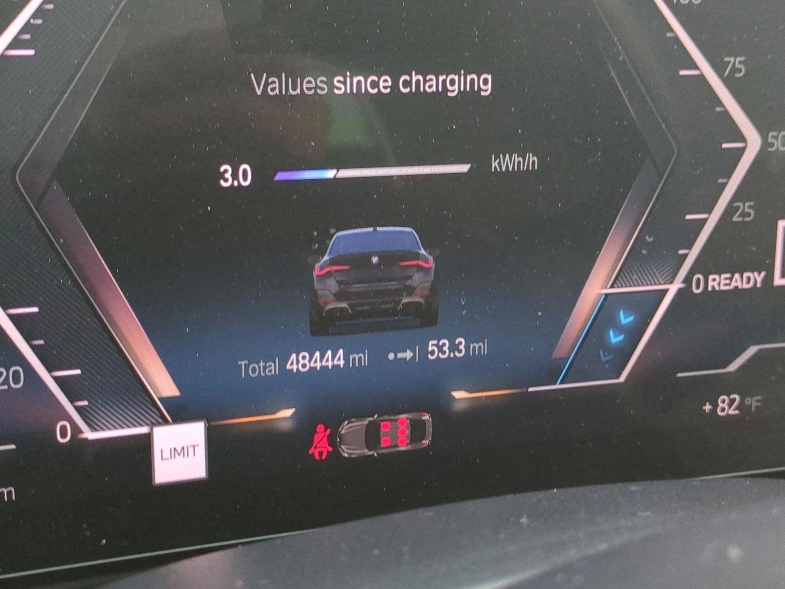 2023 BMW i4 M50 - Photo 11
