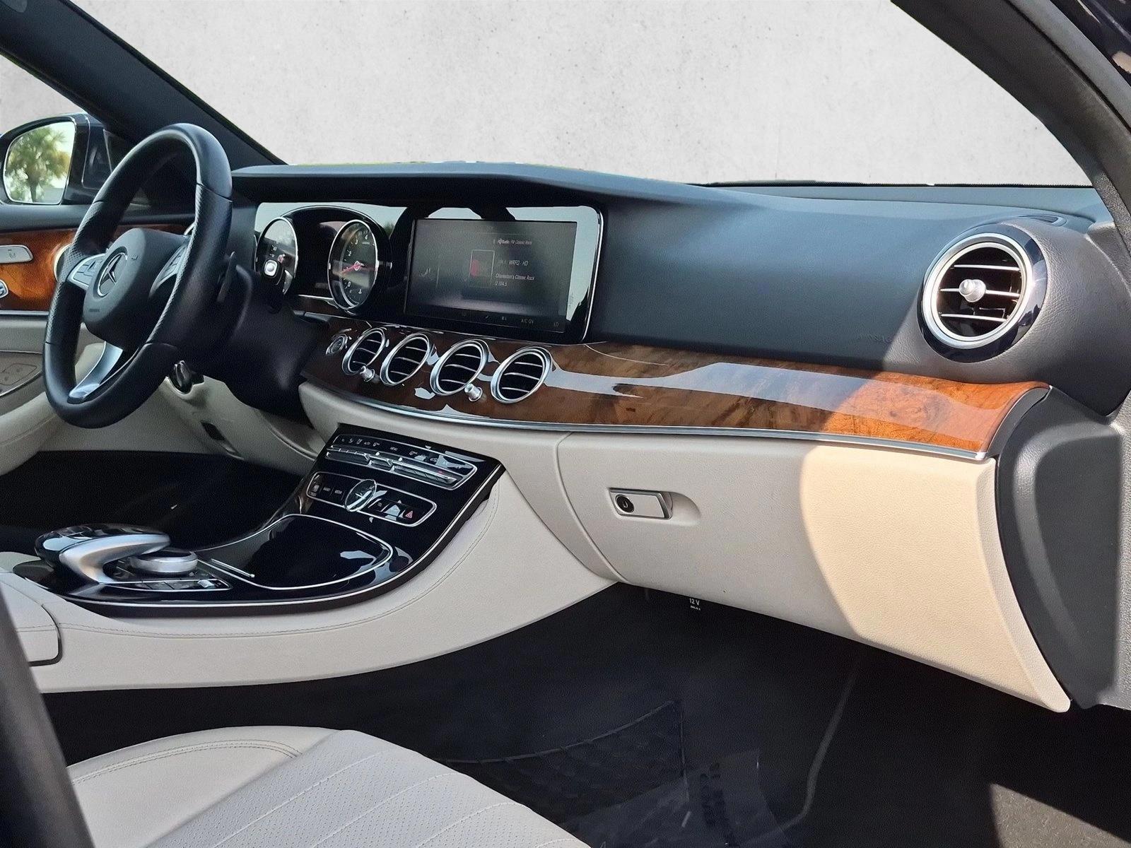 2018 Mercedes-Benz E-Class E300 - Photo 24