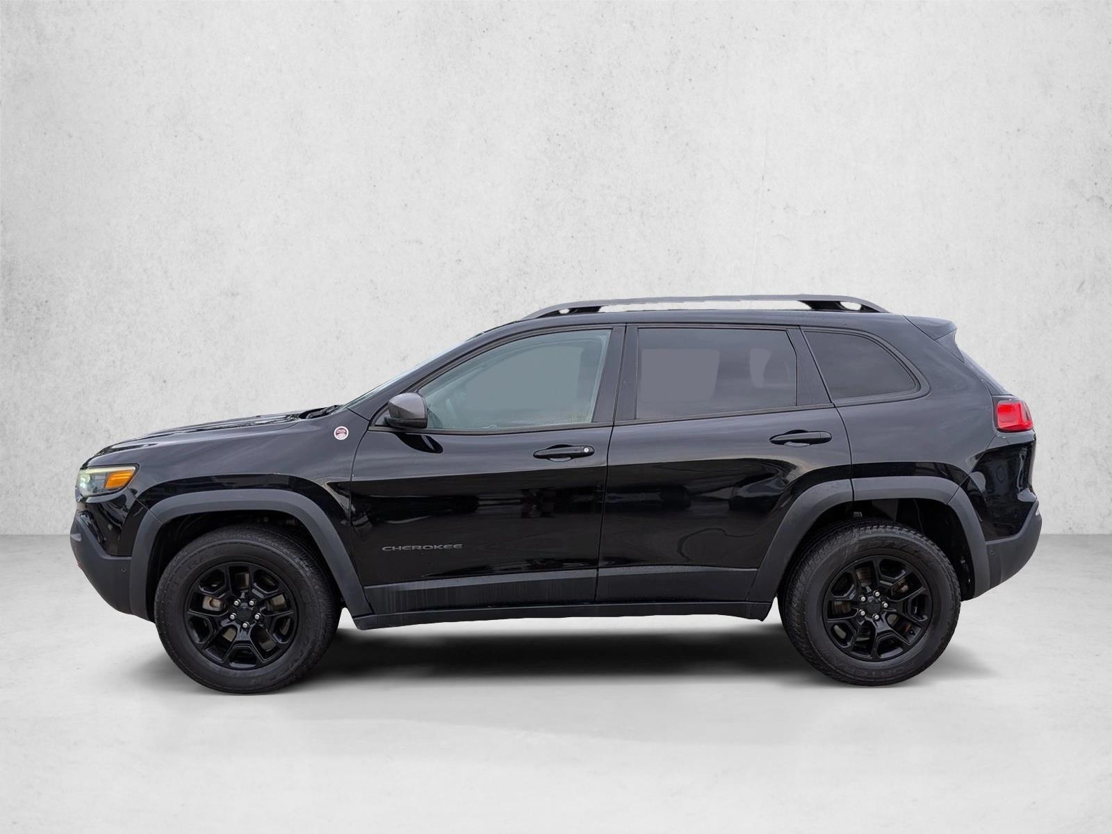 Thumbnail: 2019 Jeep Cherokee - 2