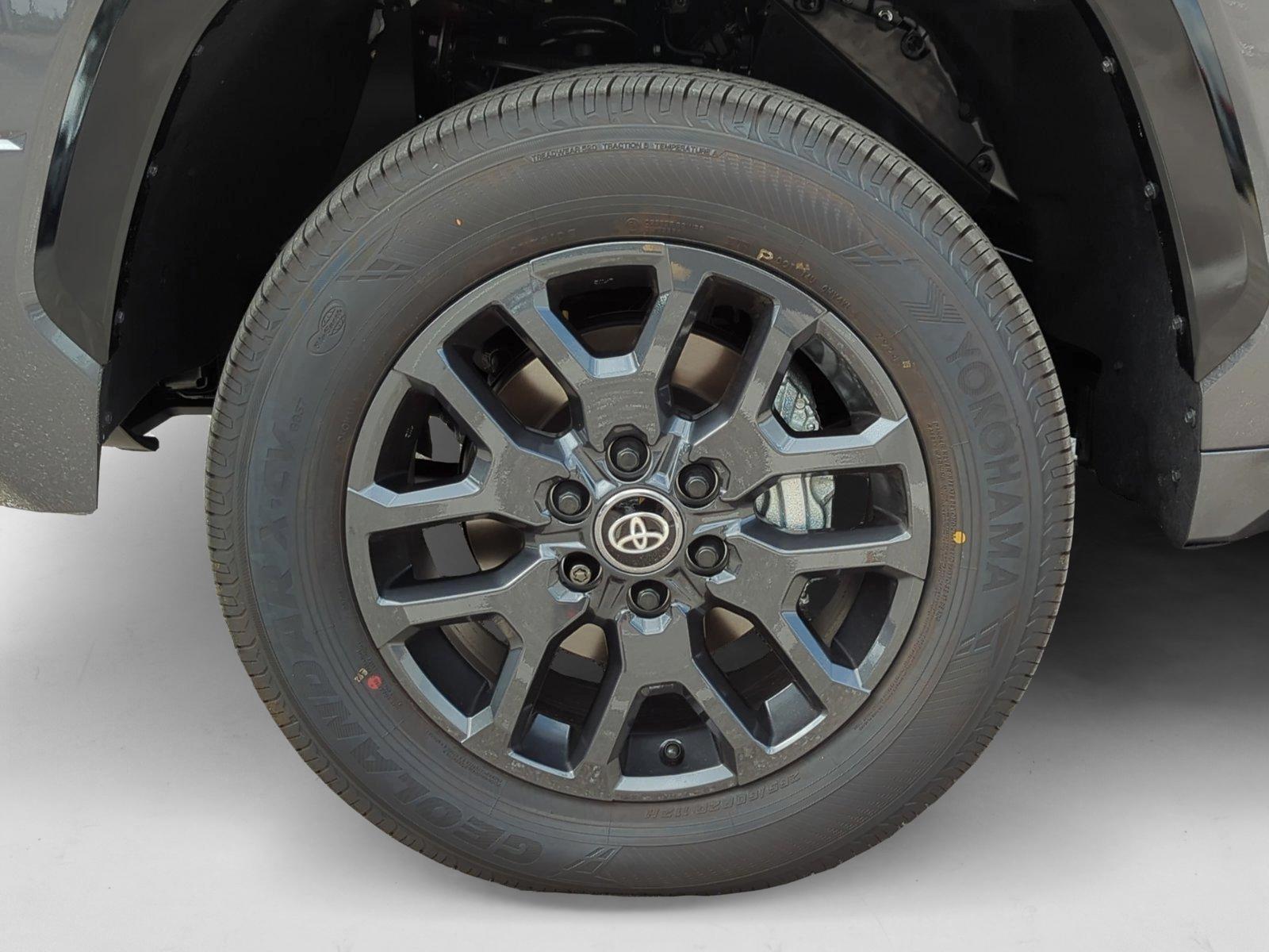 2025 Toyota Tundra Platinum - Photo 10