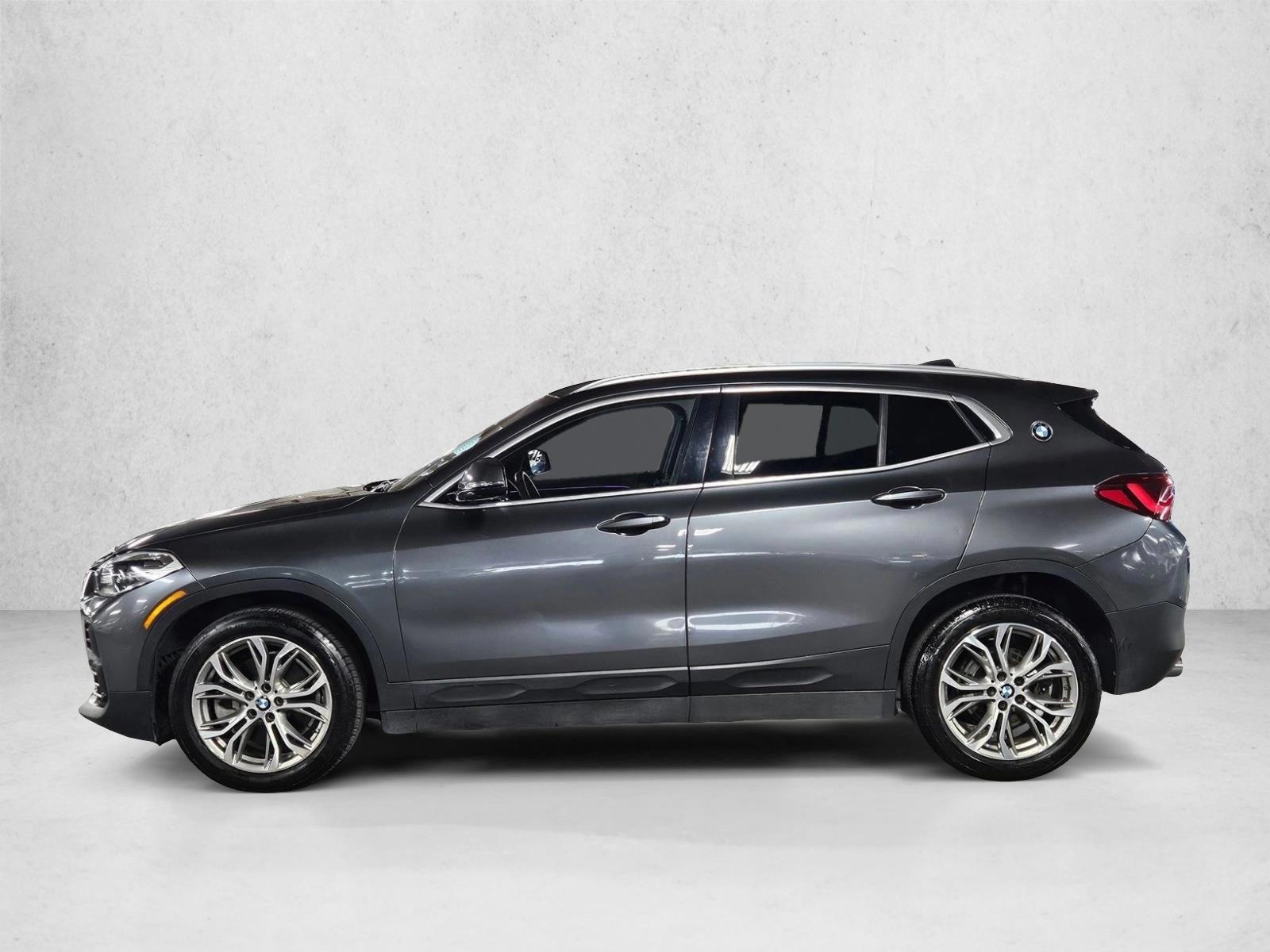 Thumbnail: 2022 BMW X2 - 2