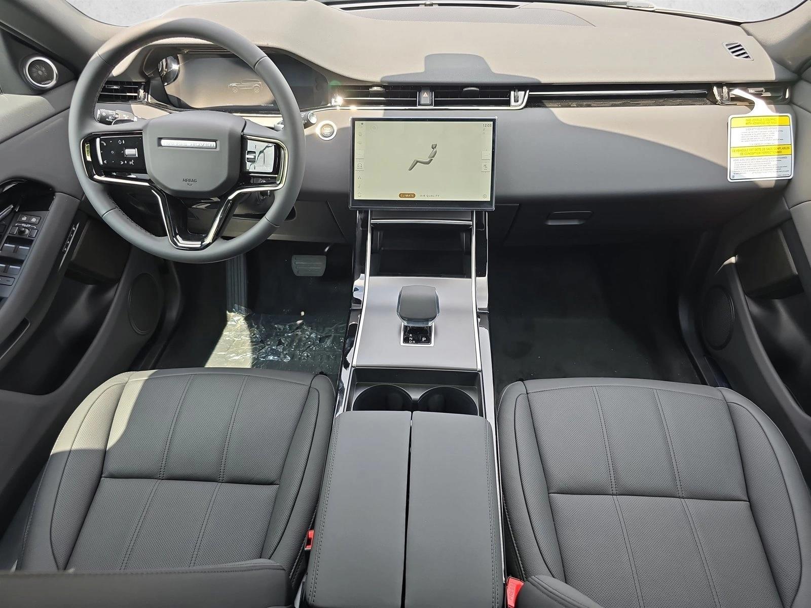 Thumbnail: 2026 Land Rover Range Rover Evoque - 3