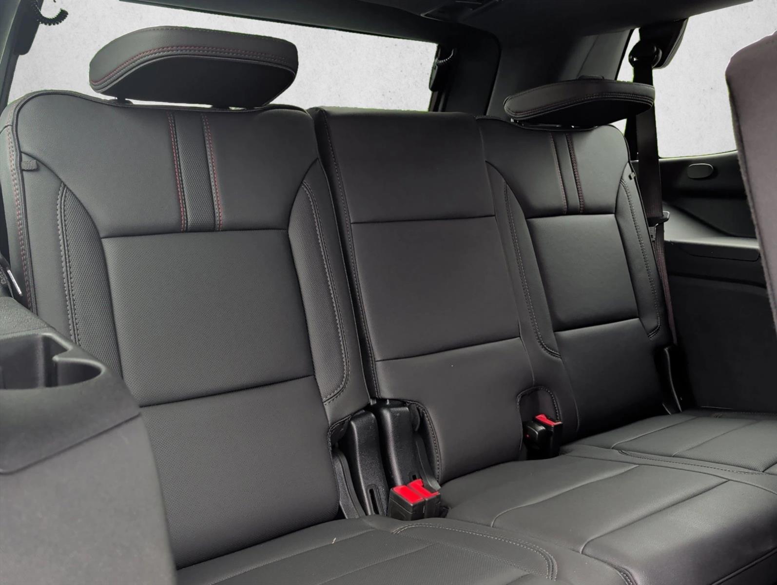 2025 Chevrolet Tahoe RST - Photo 20