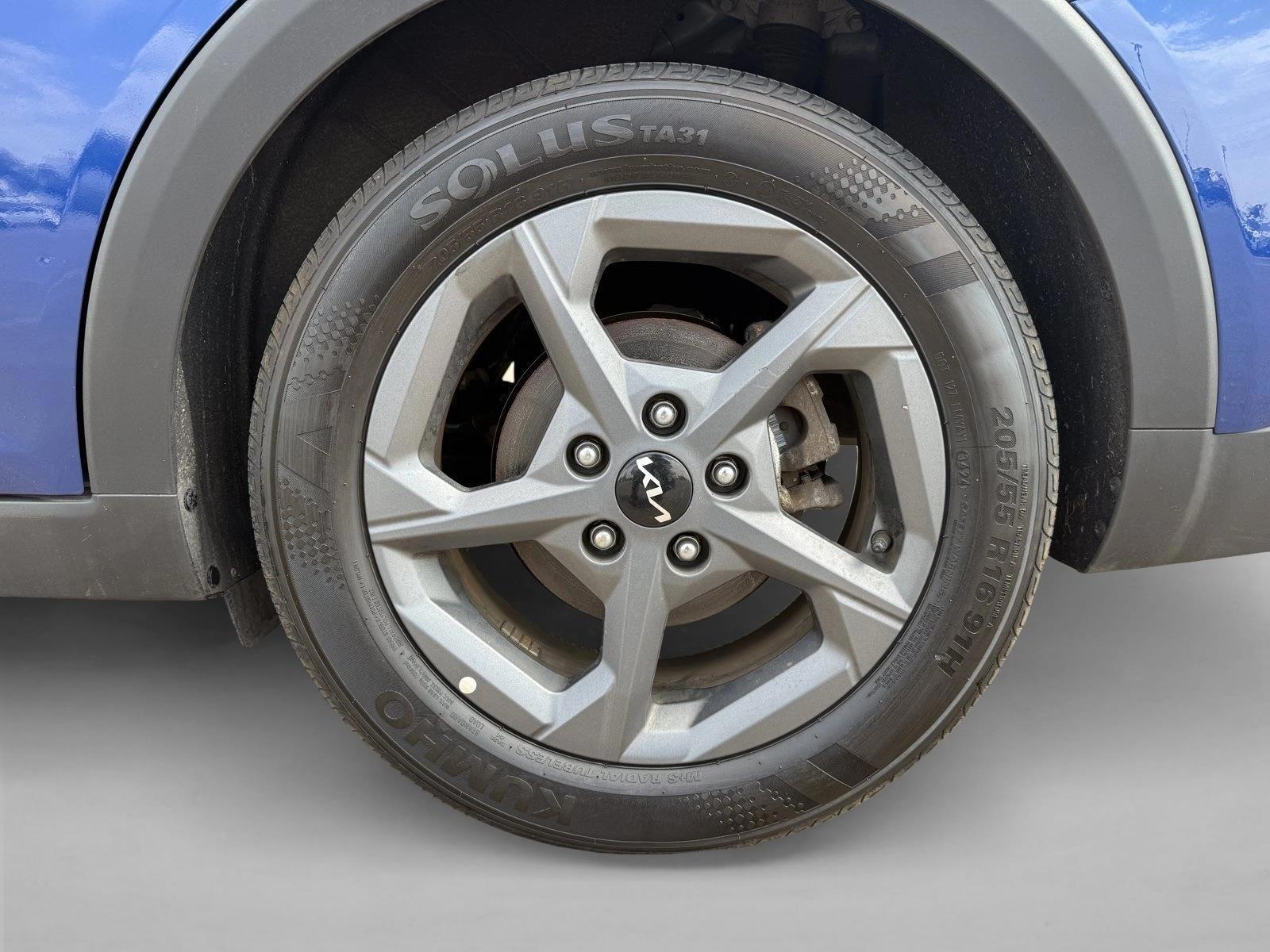 2025 Kia K4 LXS - Photo 26
