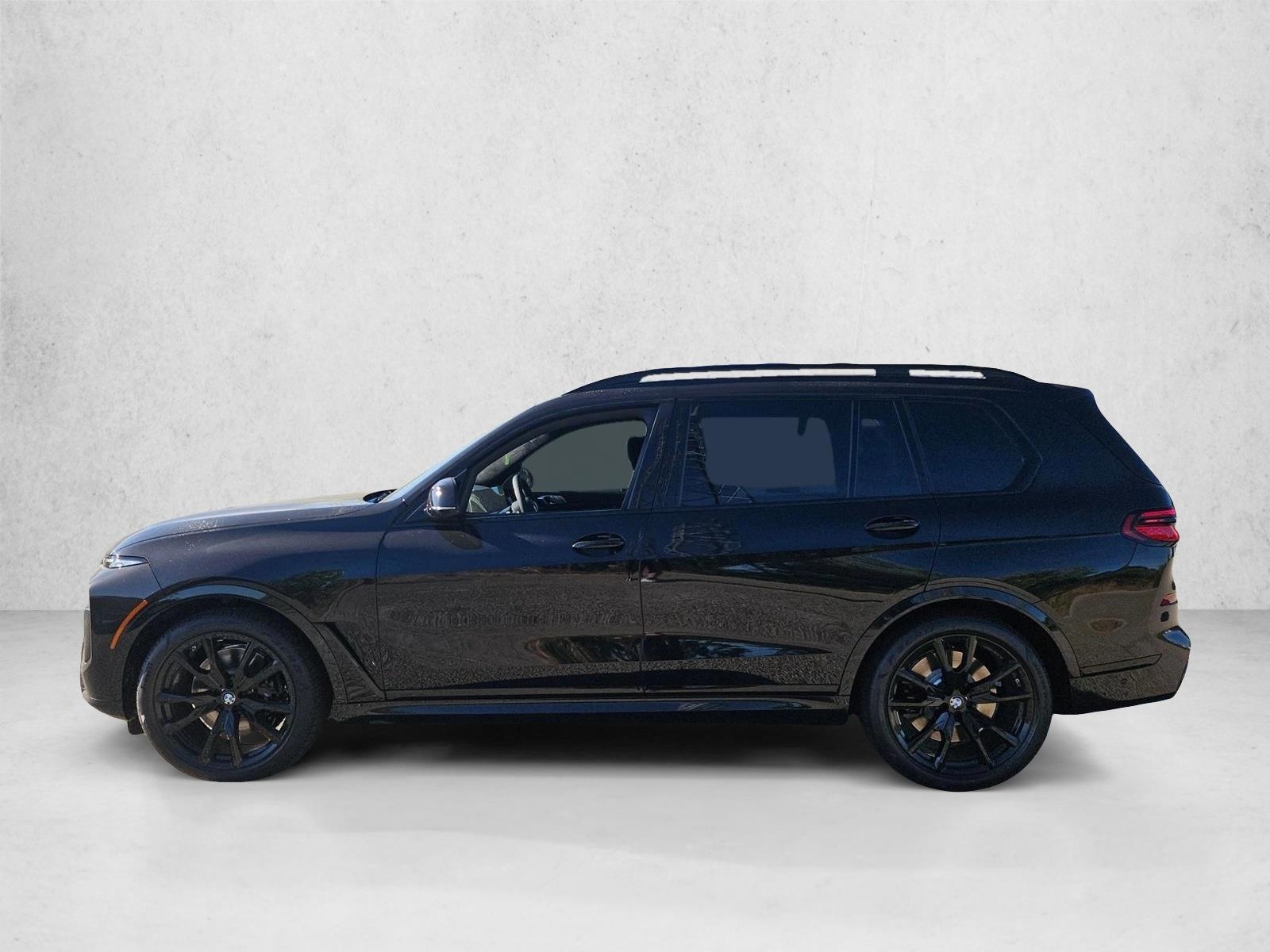Thumbnail: 2027 BMW X7 - 2