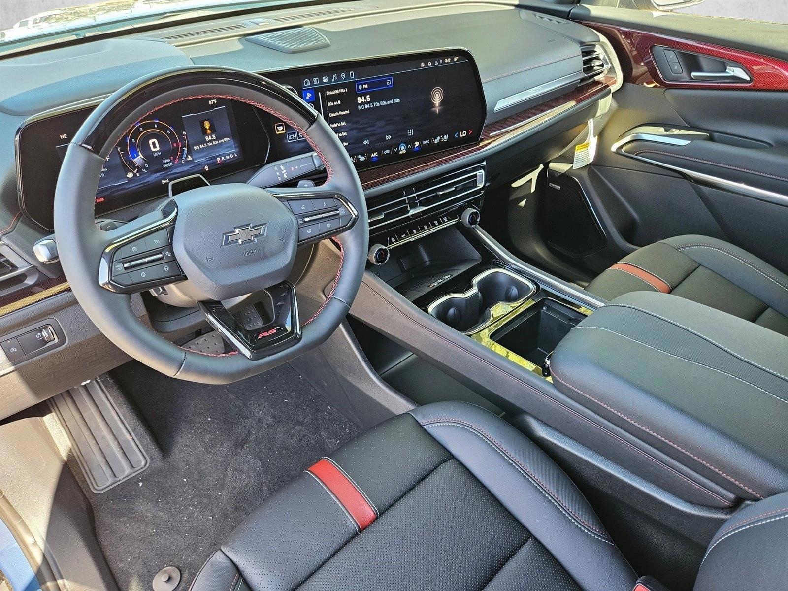 Thumbnail: 2026 Chevrolet Traverse - 3
