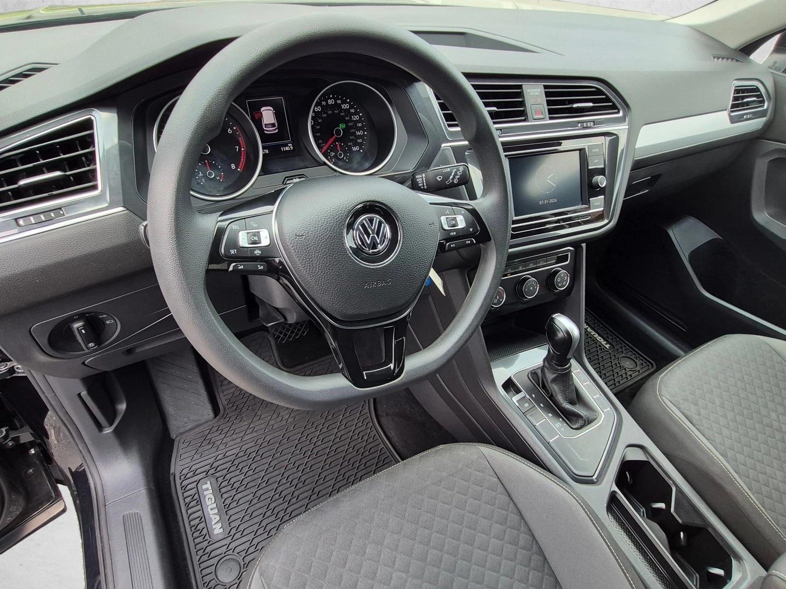 Thumbnail: 2021 Volkswagen Tiguan - 3