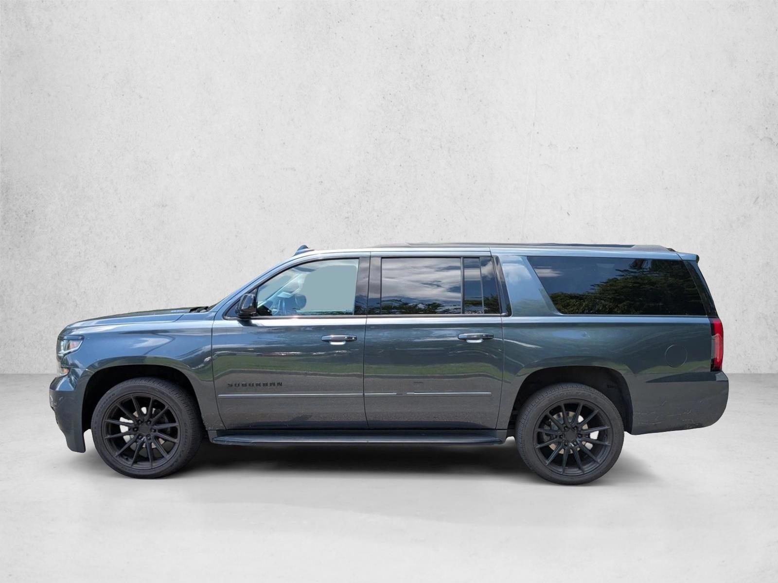 Thumbnail: 2019 Chevrolet Suburban - 2