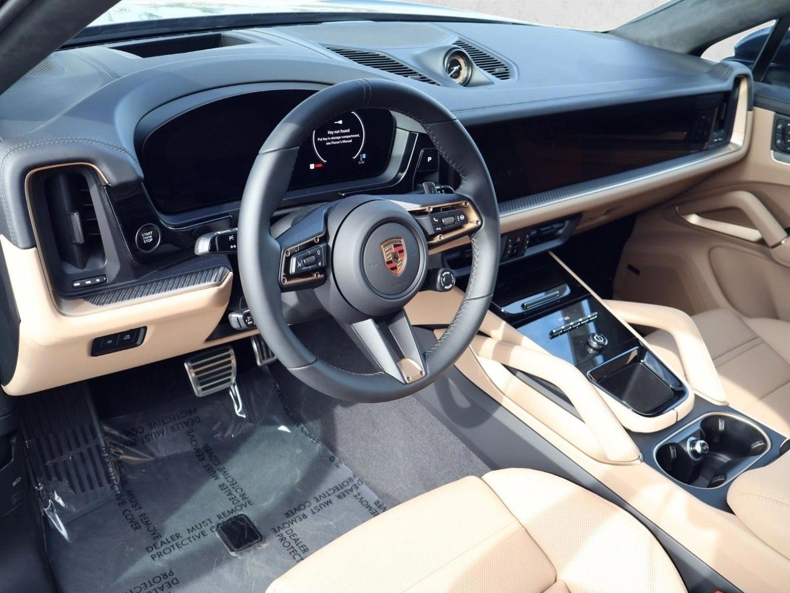 Thumbnail: 2026 Porsche Cayenne - 3