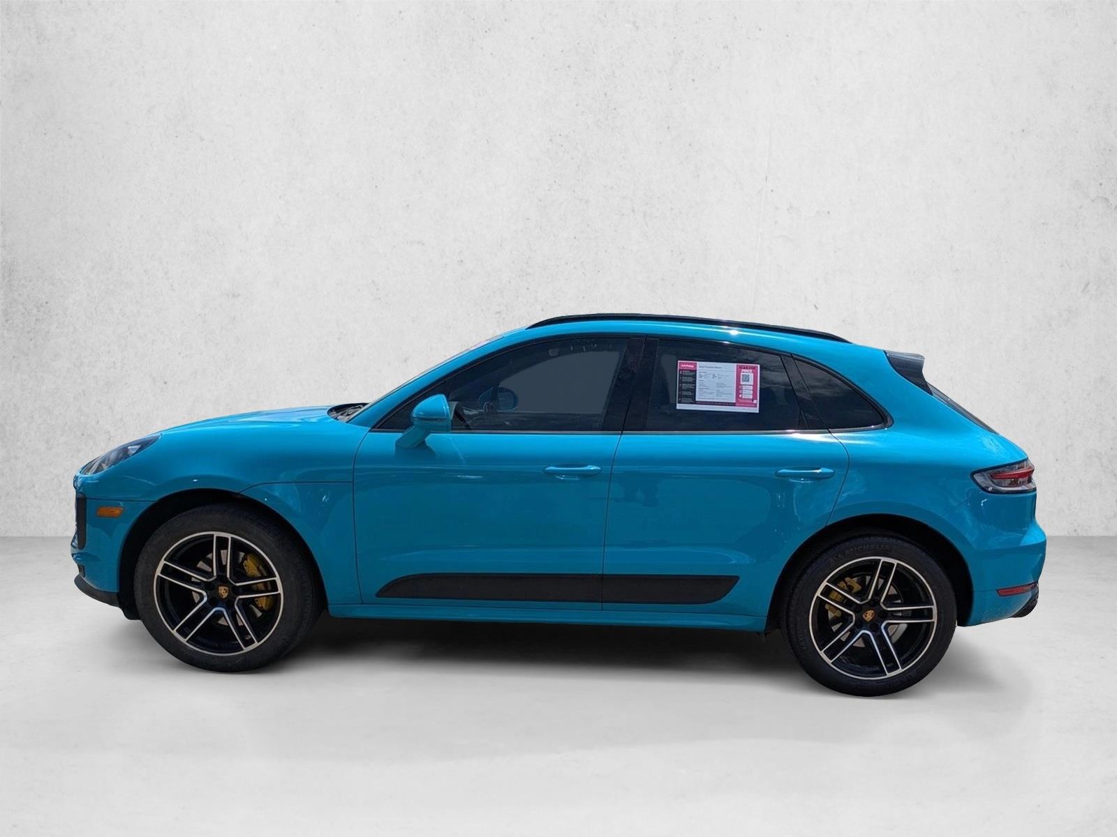 Thumbnail: 2020 Porsche Macan - 2