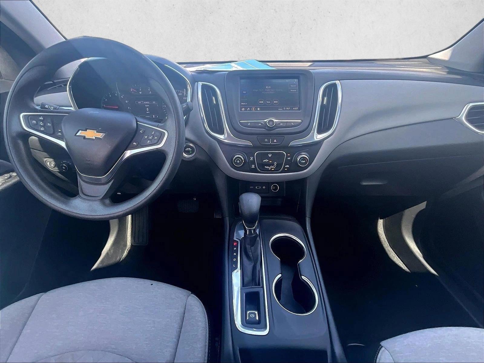 Thumbnail: 2023 Chevrolet Equinox - 3