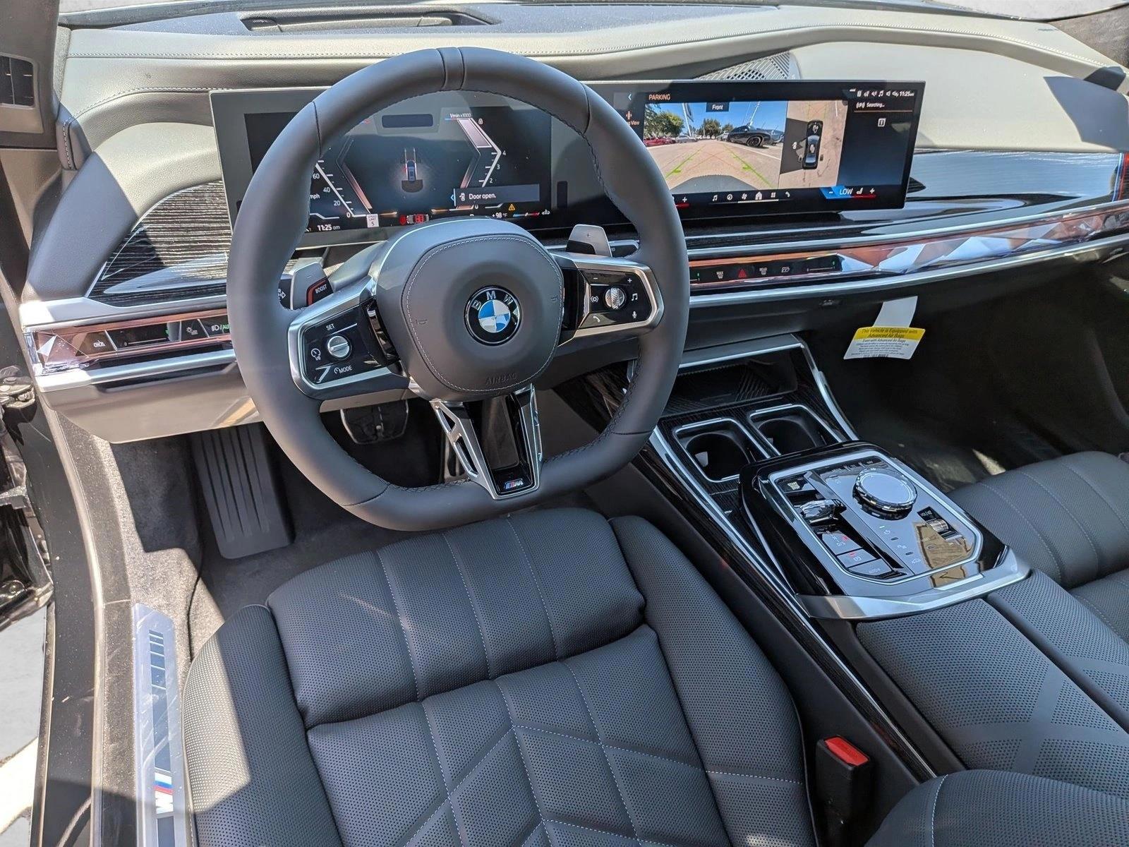 Thumbnail: 2026 BMW 7 Series - 3