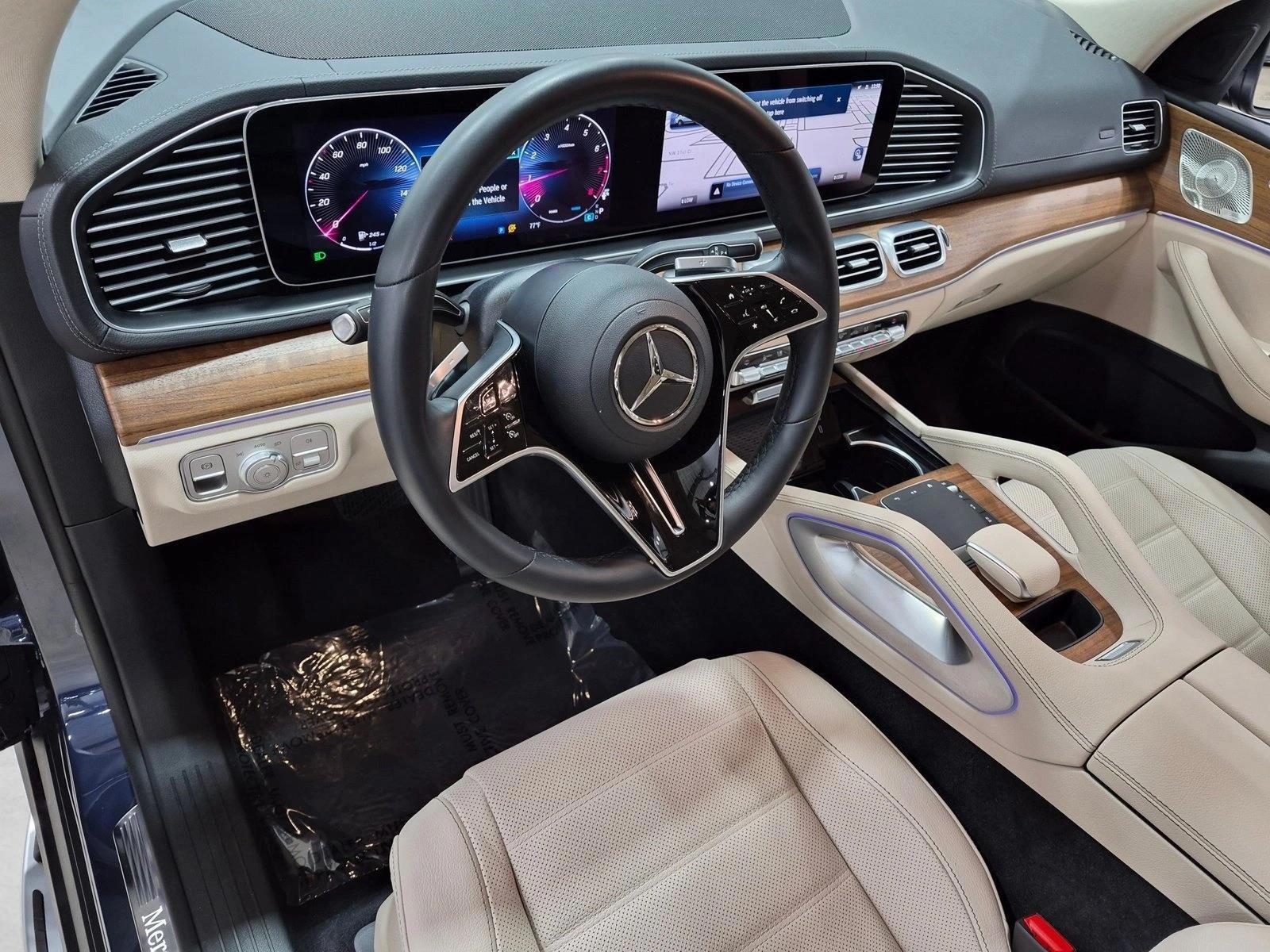 Thumbnail: 2026 Mercedes-Benz GLE - 3