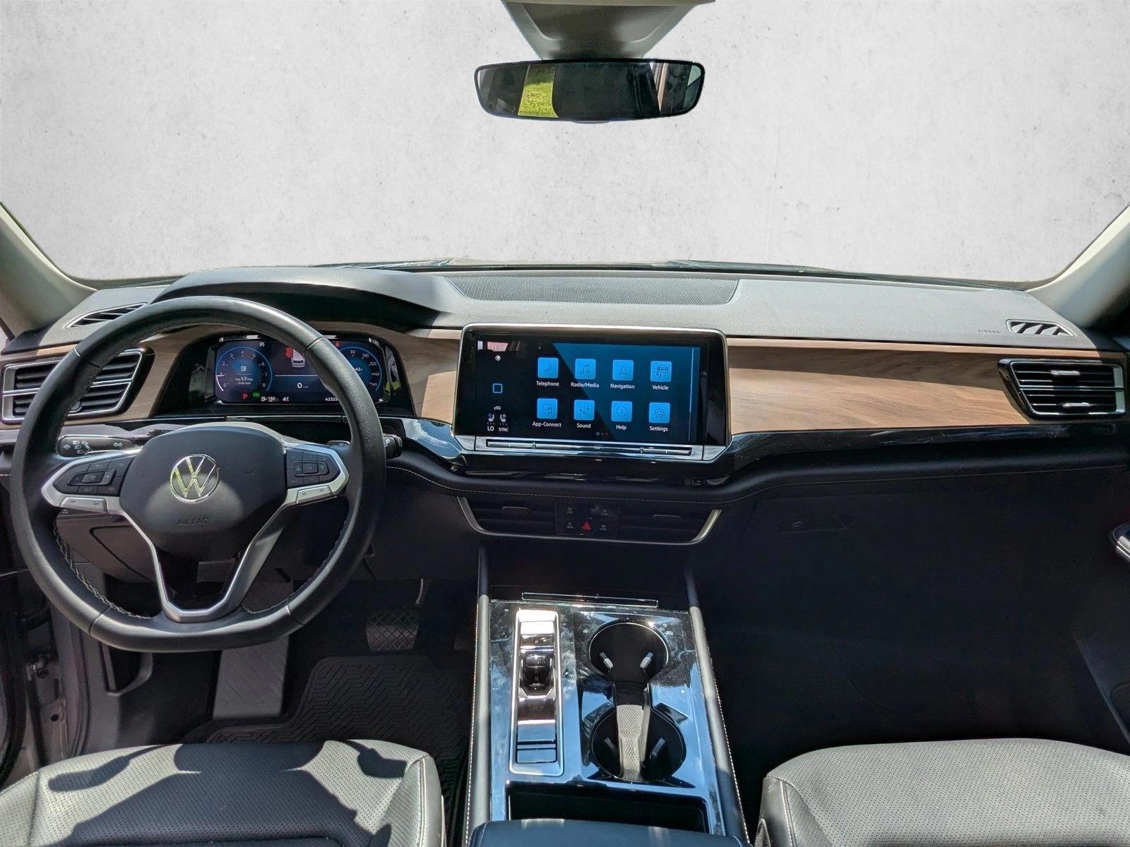 Thumbnail: 2024 Volkswagen Atlas - 4