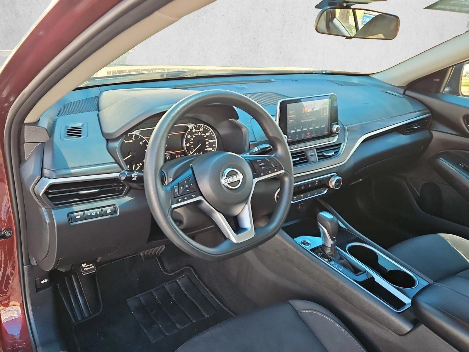 Thumbnail: 2024 Nissan Altima - 3