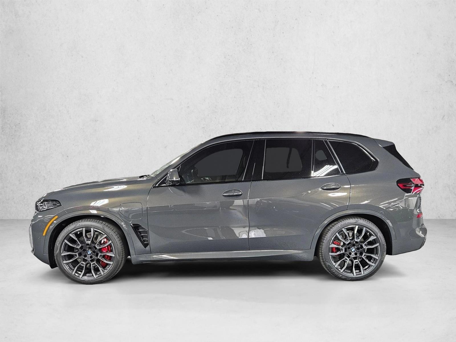 Thumbnail: 2026 BMW X5 - 2