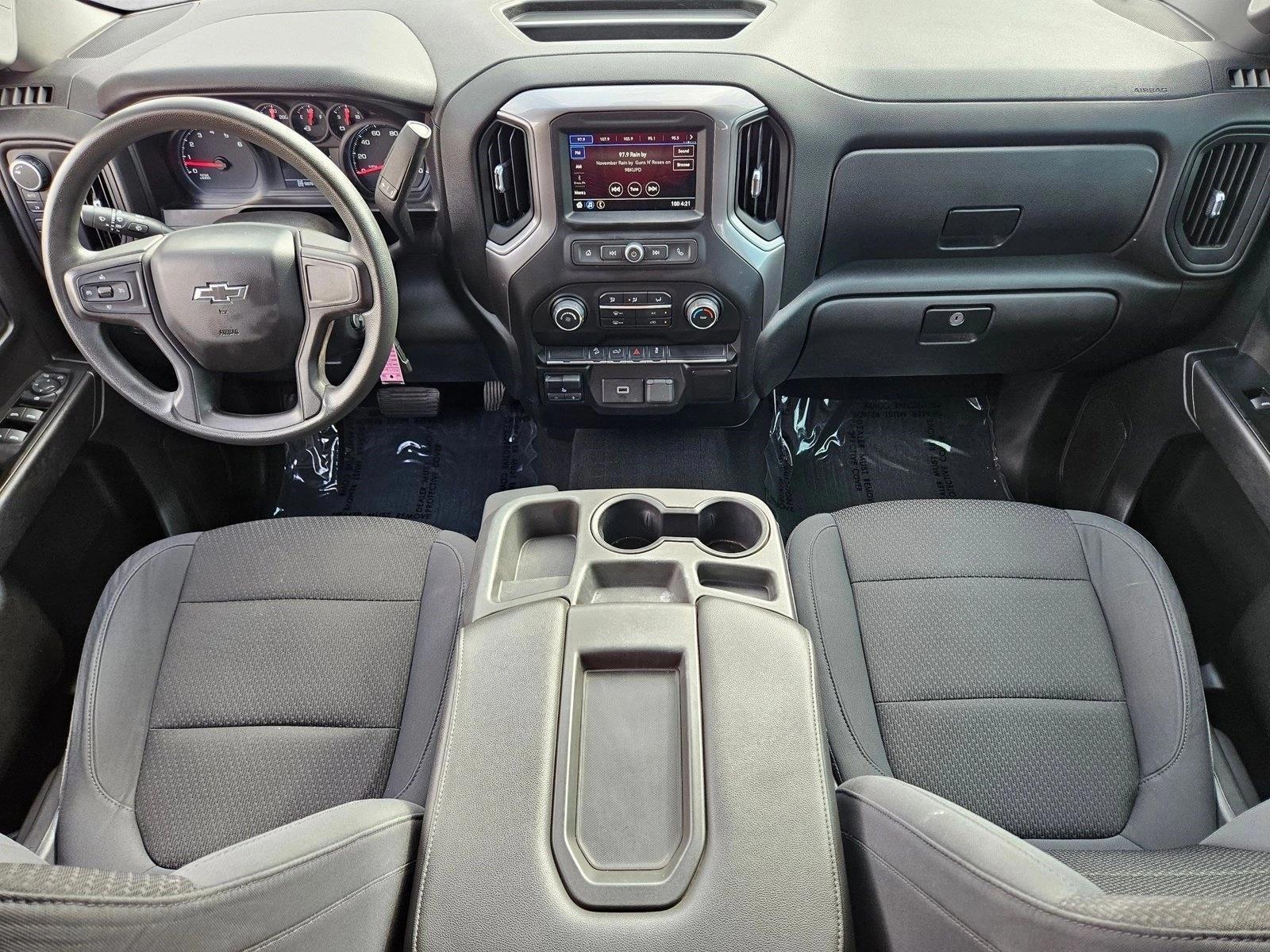 Thumbnail: 2019 Chevrolet Silverado 1500 - 4