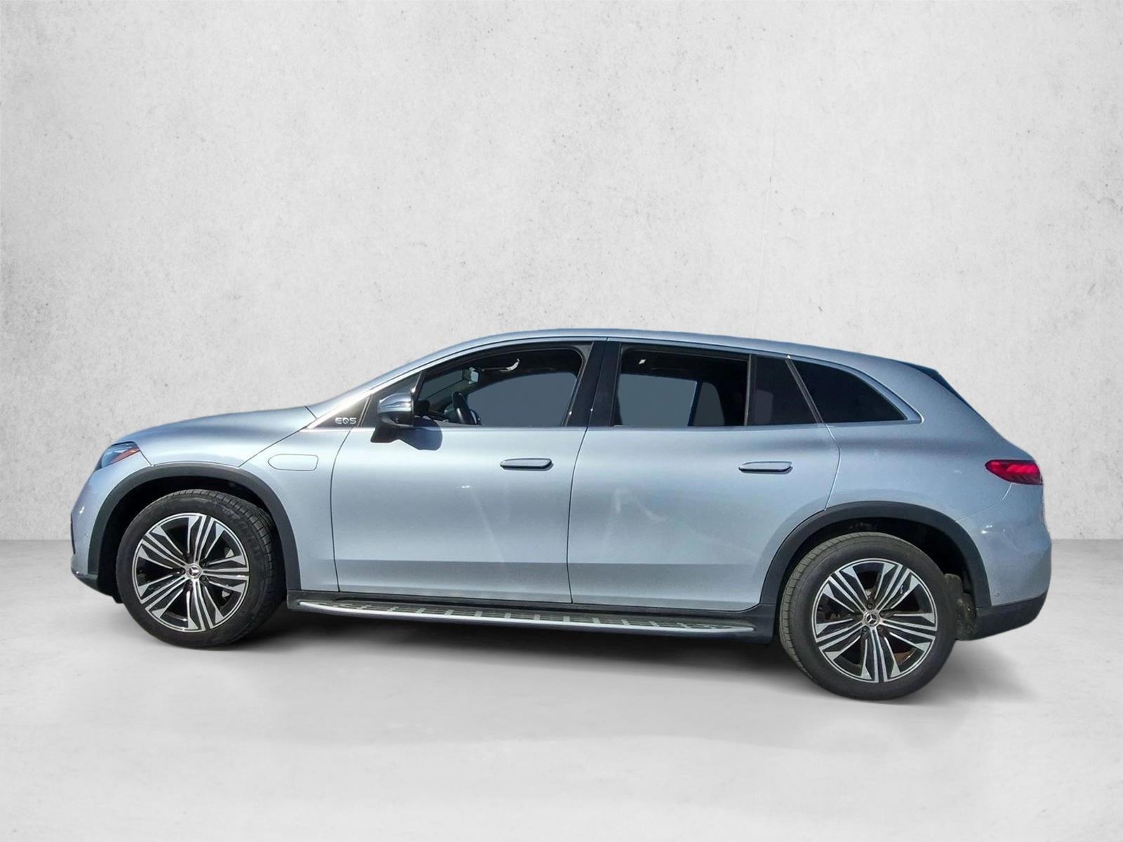 Thumbnail: 2024 Mercedes-Benz EQS - 2