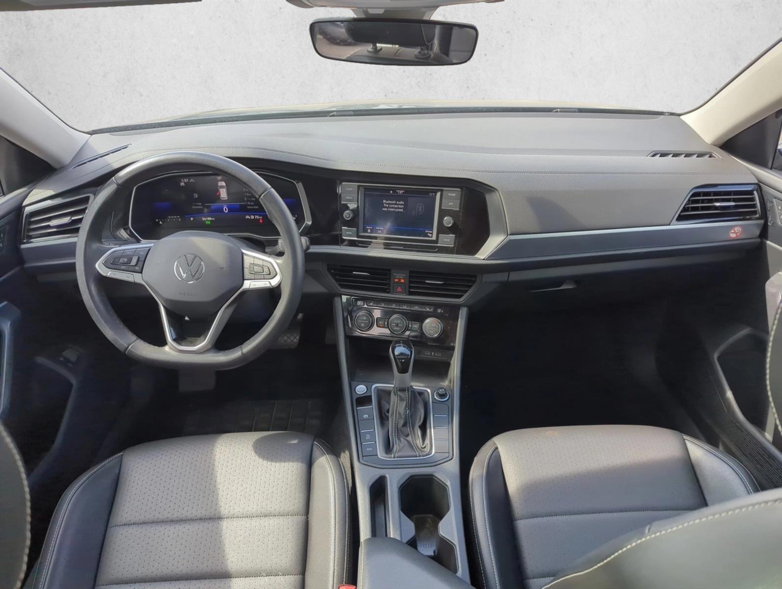 Thumbnail: 2024 Volkswagen Jetta - 3