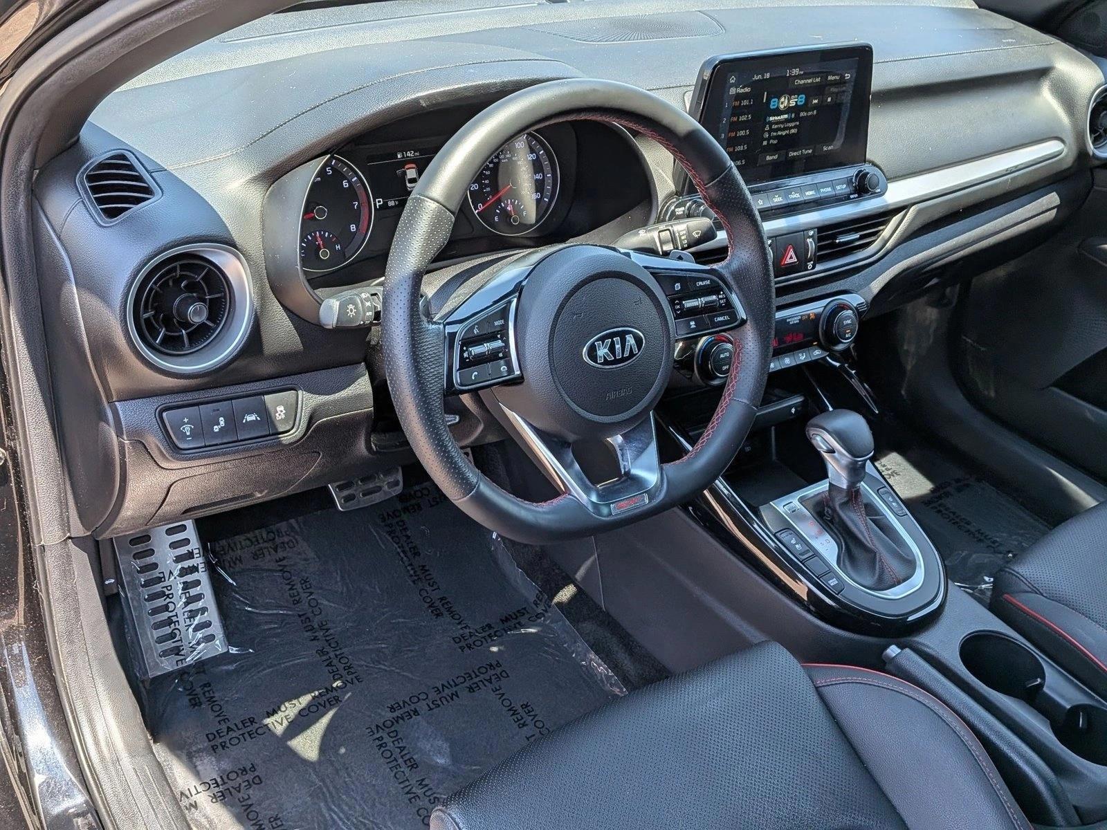 Thumbnail: 2020 Kia Forte - 3