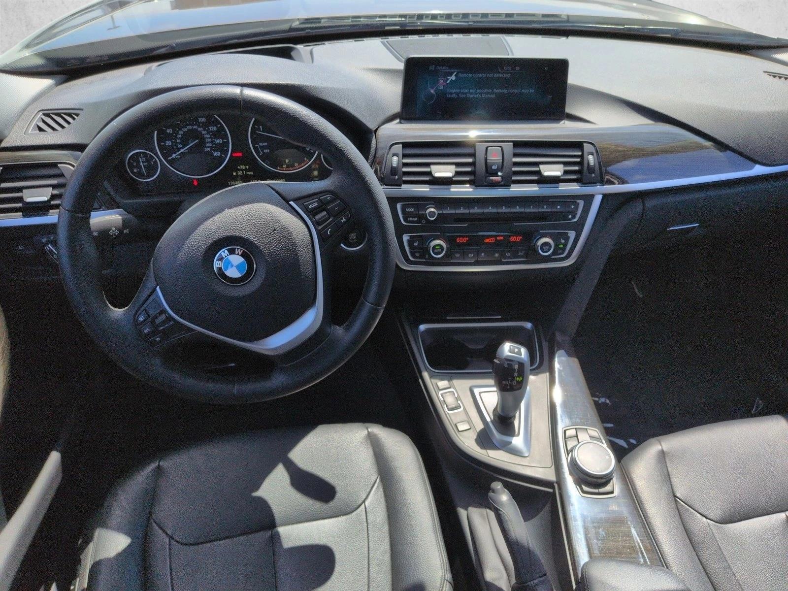 Thumbnail: 2015 BMW 3 Series - 4