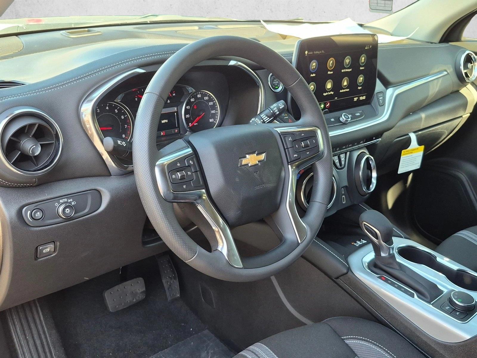 Thumbnail: 2026 Chevrolet Blazer - 3