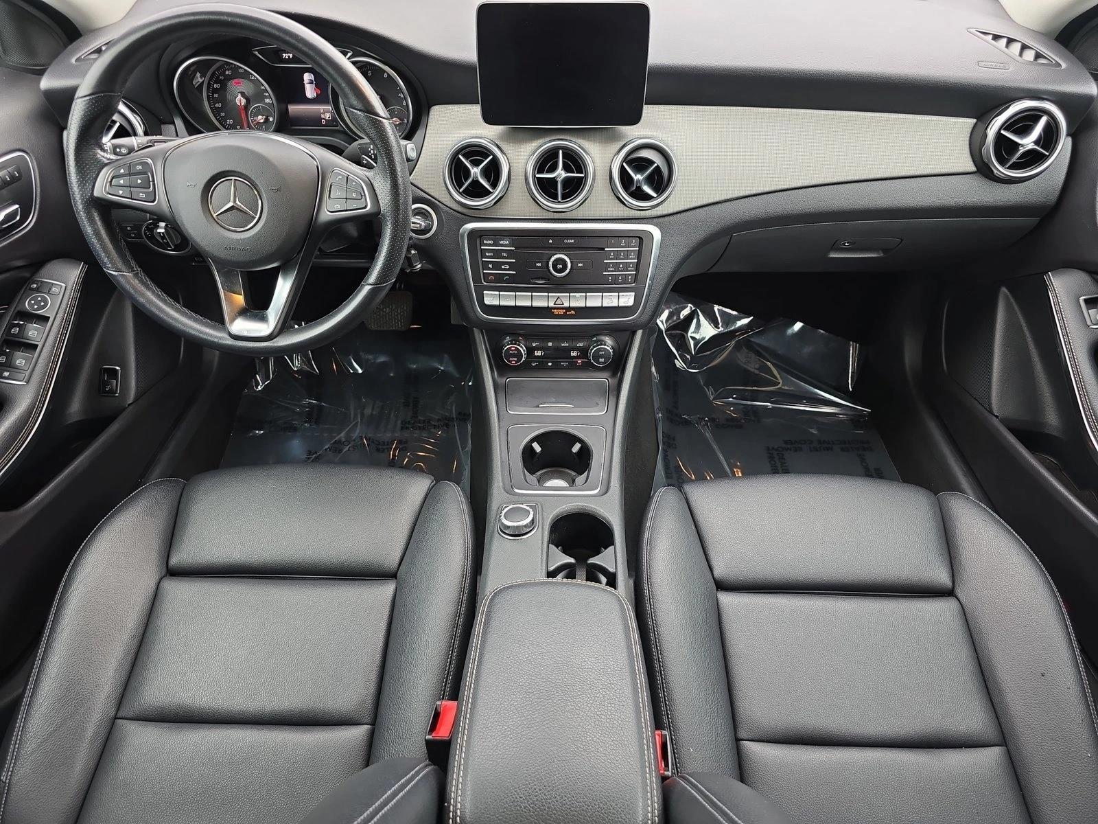 Thumbnail: 2020 Mercedes-Benz GLA - 3