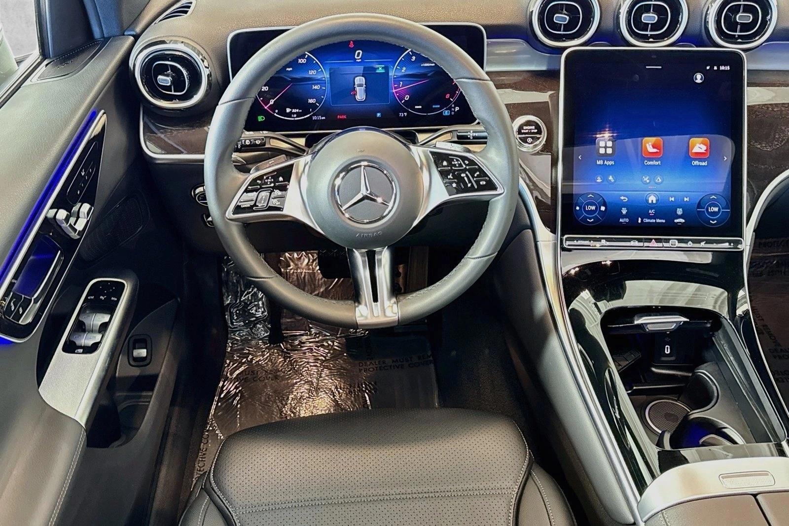 Thumbnail: 2026 Mercedes-Benz GLC - 3