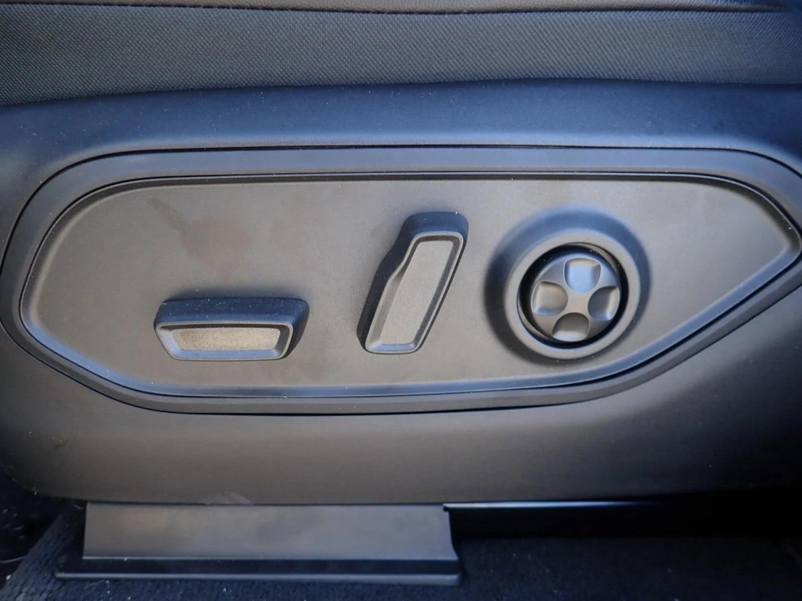 Thumbnail: 2026 Jeep Grand Cherokee - 3