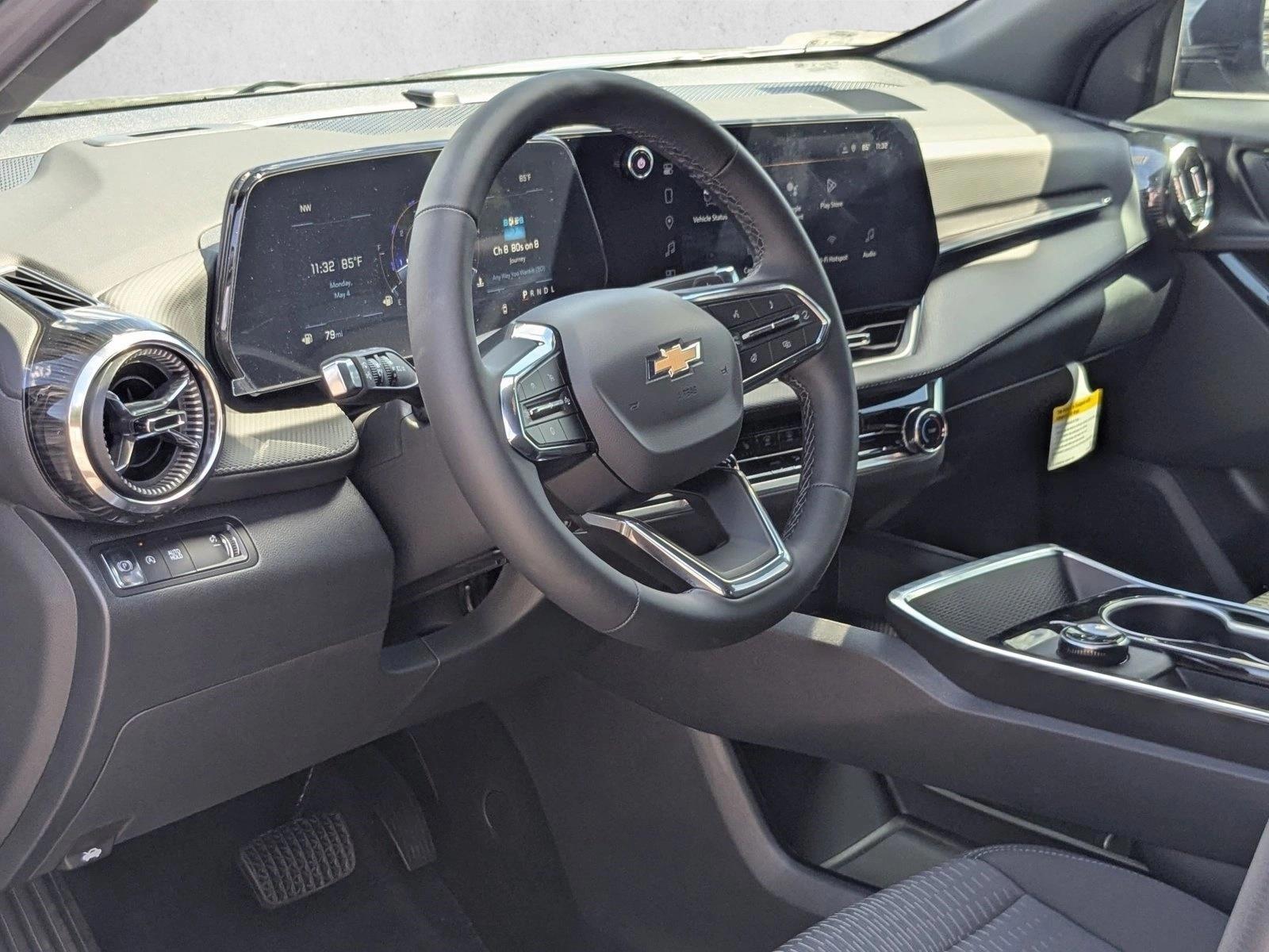 Thumbnail: 2026 Chevrolet Equinox - 3