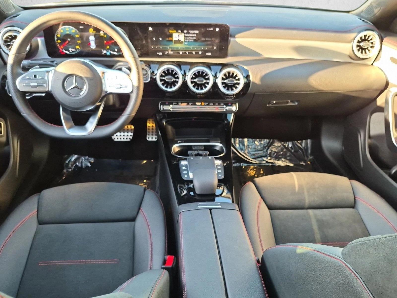 Thumbnail: 2023 Mercedes-Benz CLA - 3