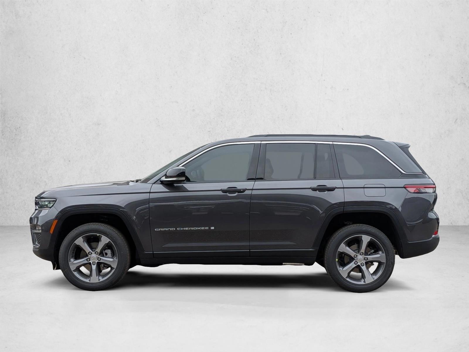 Thumbnail: 2025 Jeep Grand Cherokee - 2