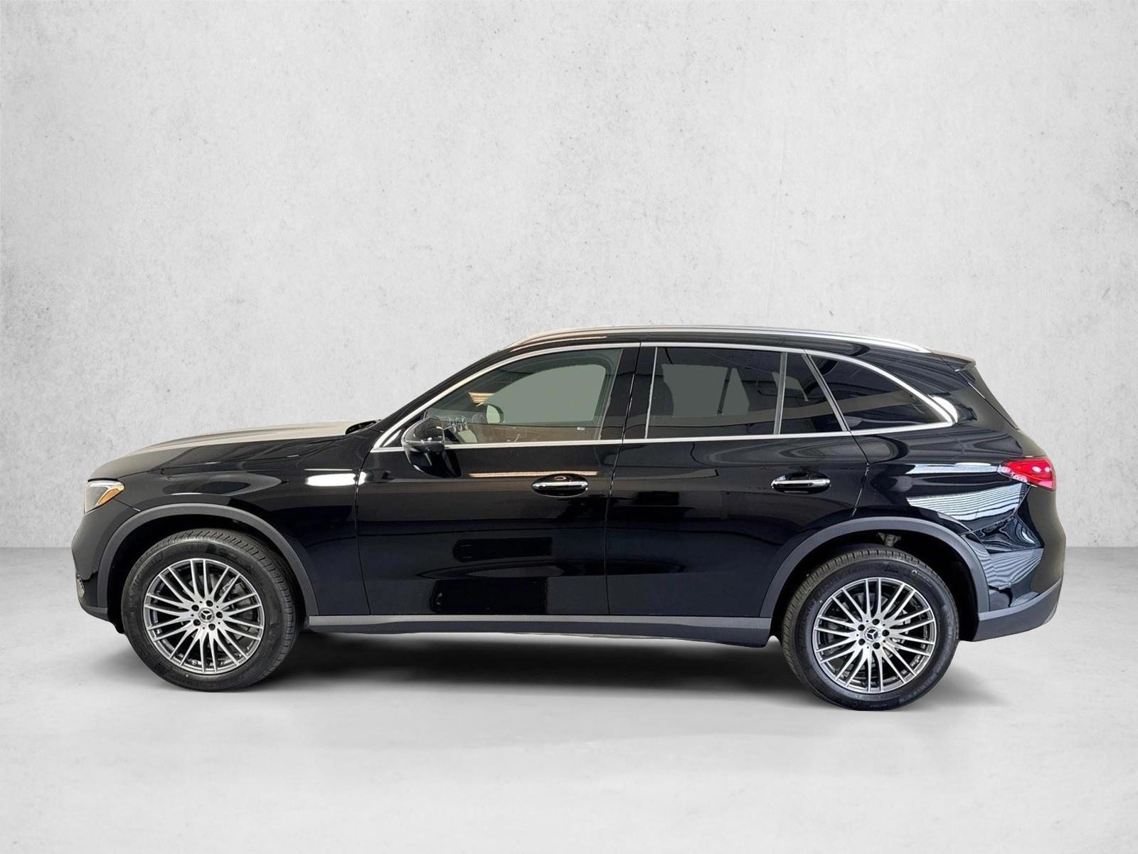 Thumbnail: 2026 Mercedes-Benz GLC - 2