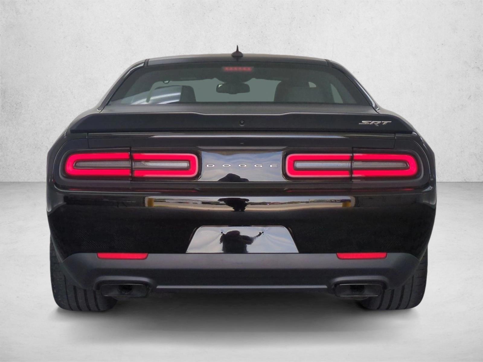 2018 Dodge Challenger SRT - Photo 11