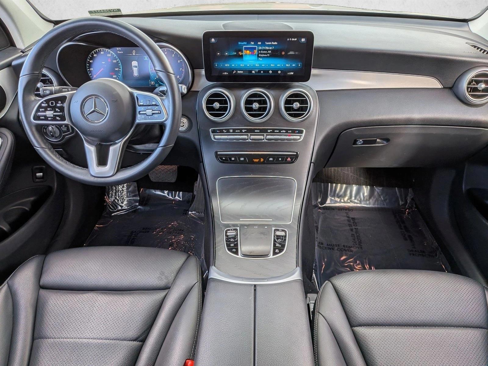 Thumbnail: 2022 Mercedes-Benz GLC - 3