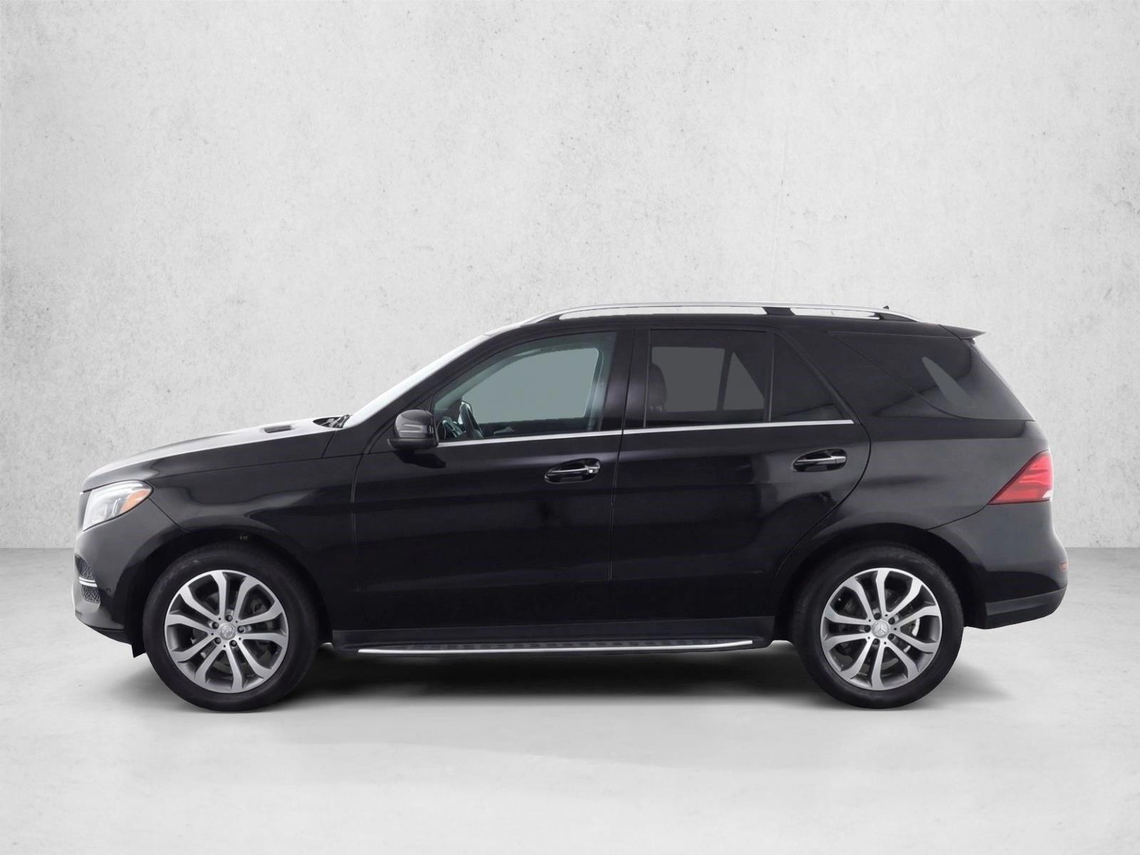 Thumbnail: 2016 Mercedes-Benz GLE - 2