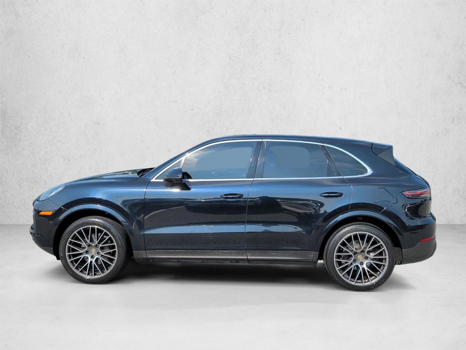 Thumbnail: 2020 Porsche Cayenne - 2