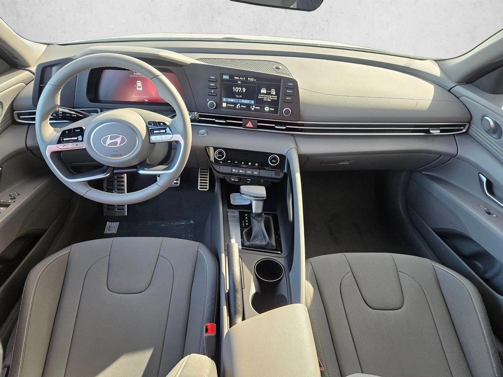 Thumbnail: 2026 Hyundai Elantra - 4