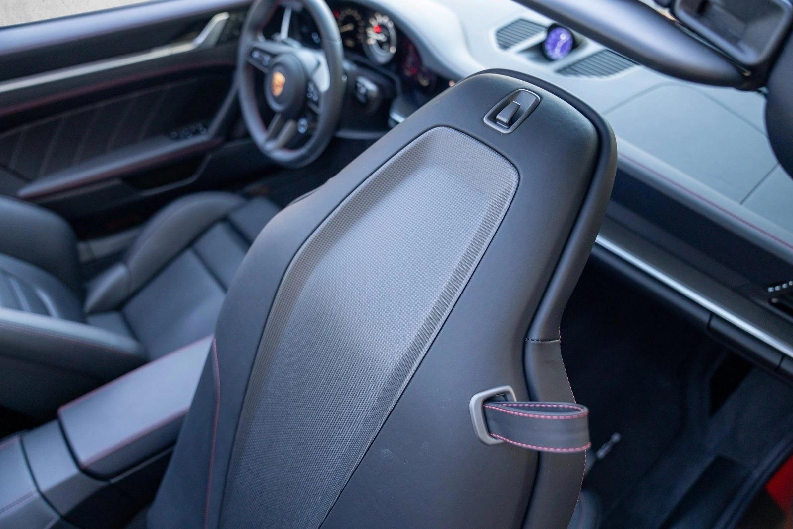 Thumbnail: 2023 Porsche 911 - 3