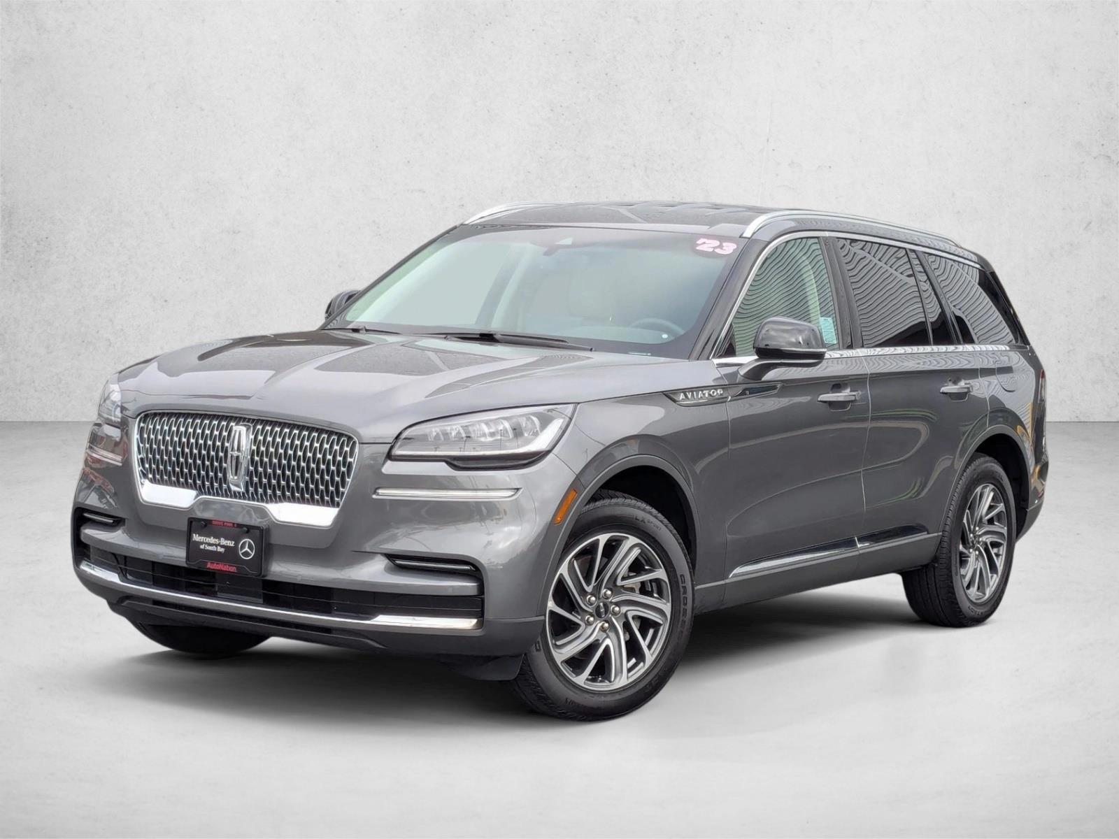 Thumbnail: 2023 Lincoln Aviator - 1